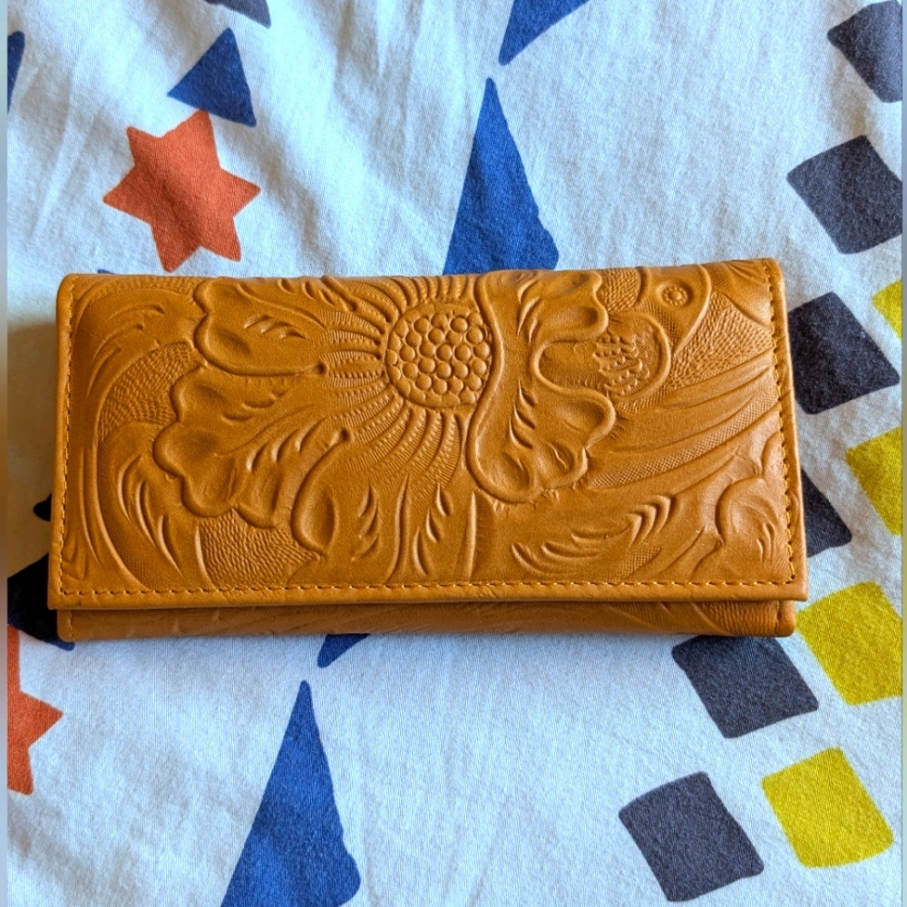 Genuine Leather Wallet from Mexico - Picture 1 of 8